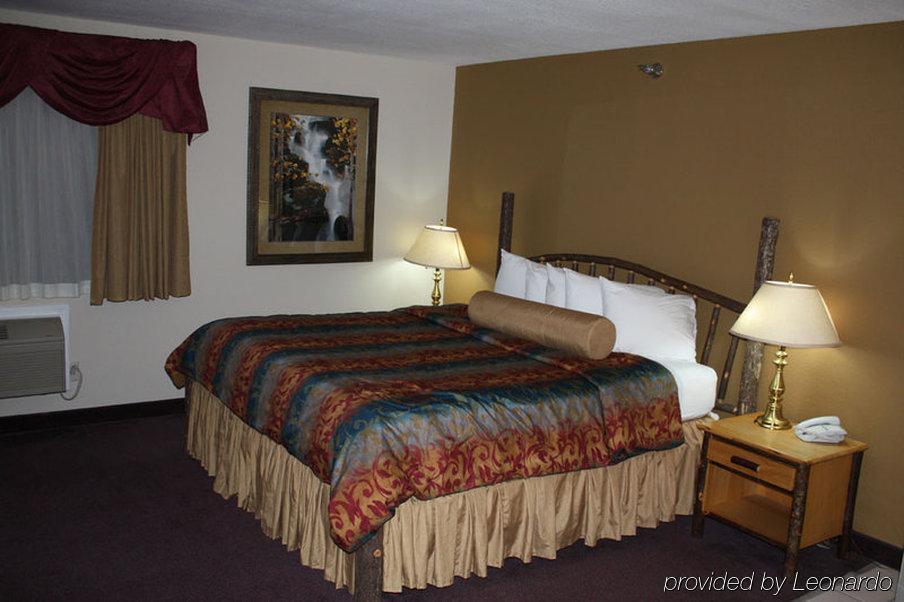 Saratoga Inn & Suites Cannon Falls Ruang foto